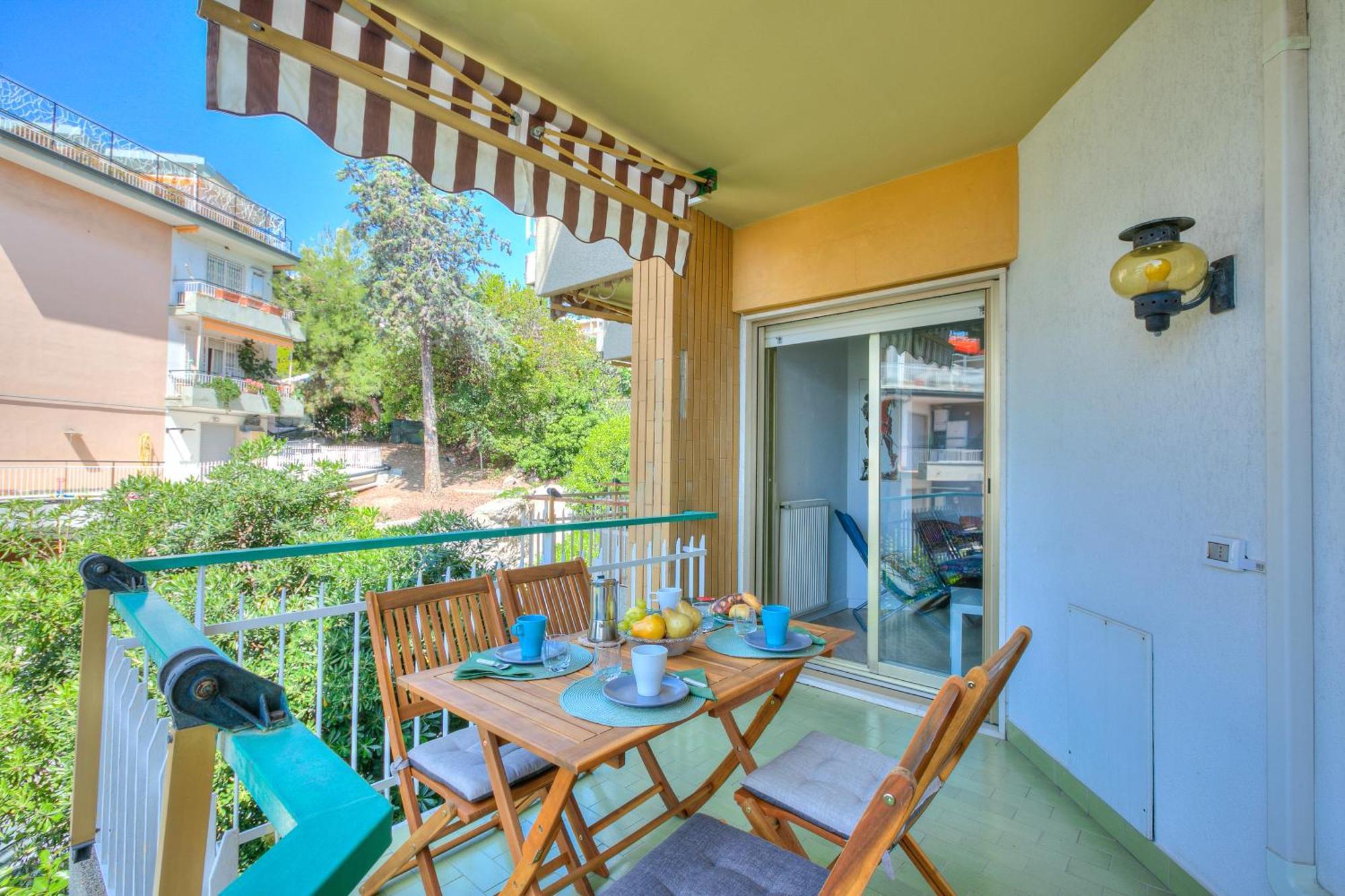 Casa Emma With Sea Glimpse - Happy Rentals San Remo Zewnętrze zdjęcie